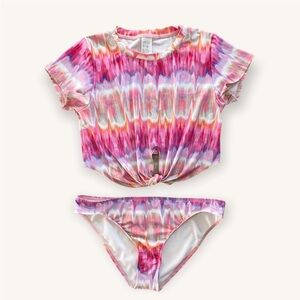 - NWOT Beach Lingo tie dye rash guard
